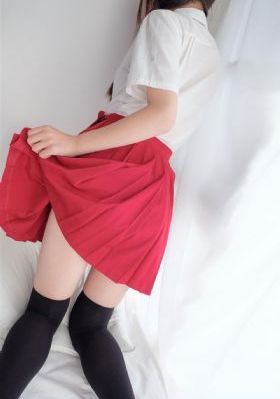亚洲人妖女同在线播放_BD英语全集免费观看