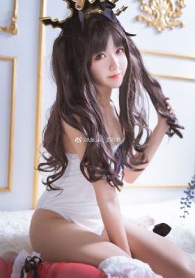 女大学生的沙龙室观看_蓝光在线观看电视